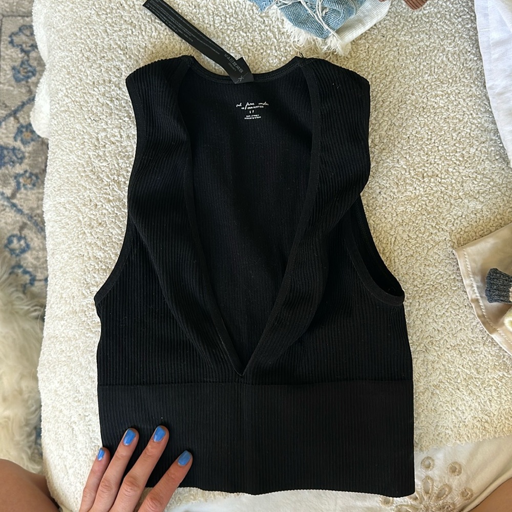 Urban Outfitters cropped v neck tank top